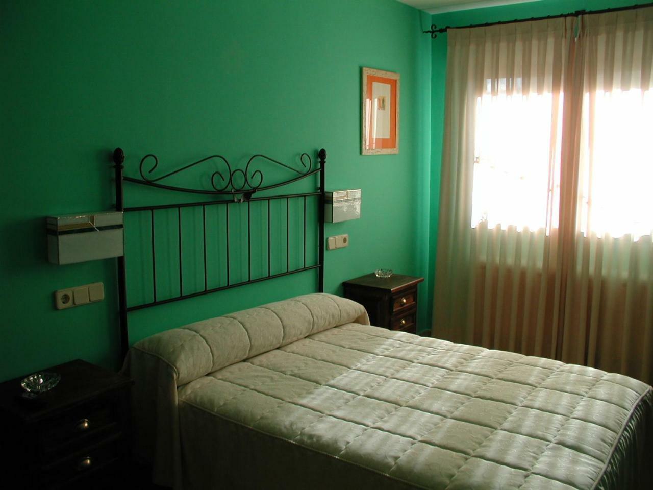 Alojamientos La Abuela Rascafría Exteriör bild